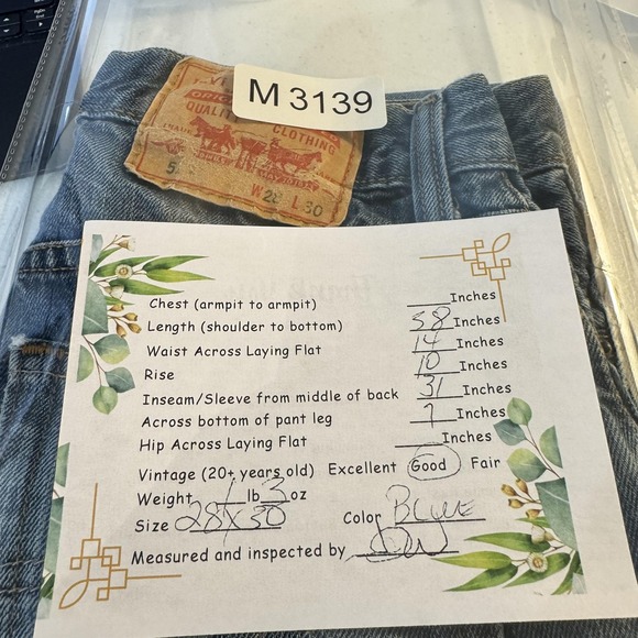 Vintage Levis Jeans Mens 28x31 (28x30) Blue Straight Leg Distressed Hem Denim - Picture 8 of 8